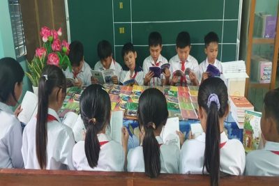 Tổ chức Ngày sách và Văn hóa đọc Việt Nam ở Trường TH Vĩnh Bình Bắc 3